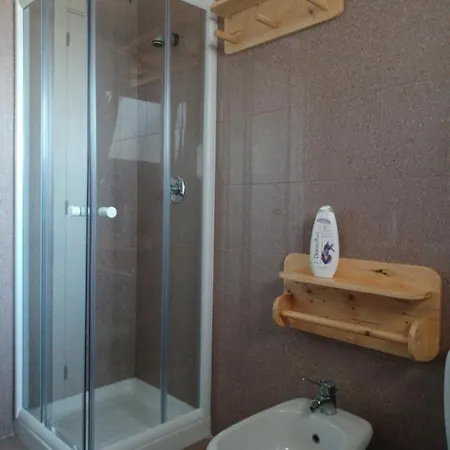 Oberdan Pensión Bari